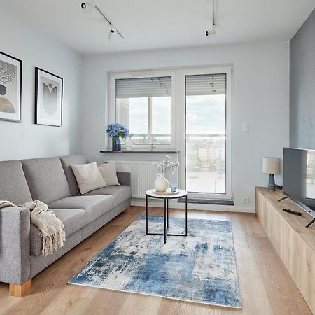 Lasek Marcelinski Comfy Apartment Poznań Esterno foto
